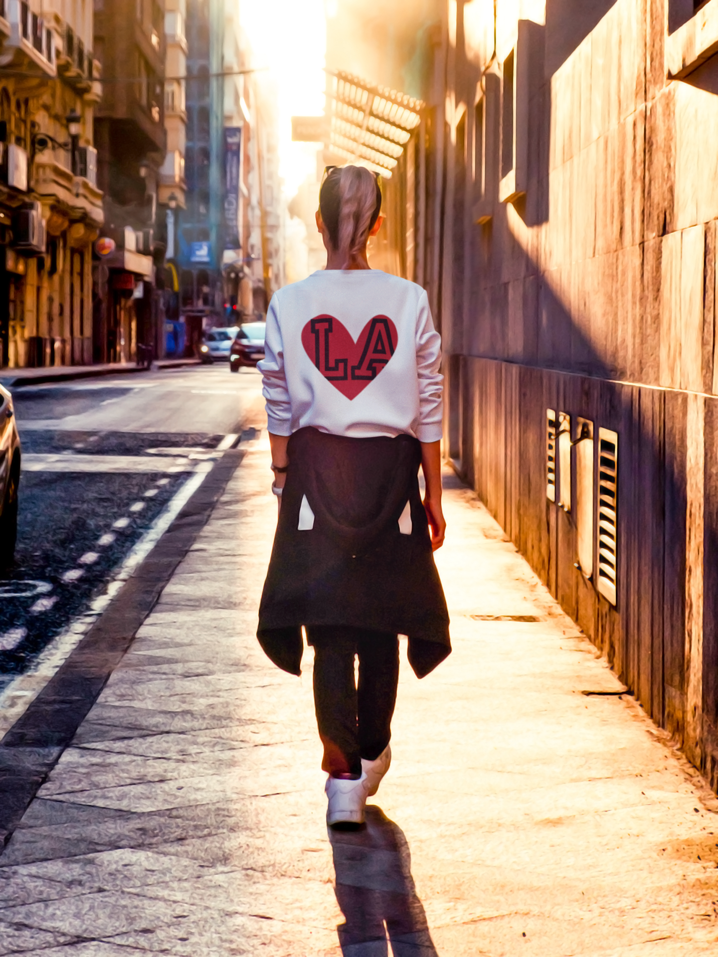 LOVE LA SWEATSHIRT